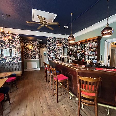Blue Boar Inn Атерстен Екстер'єр фото